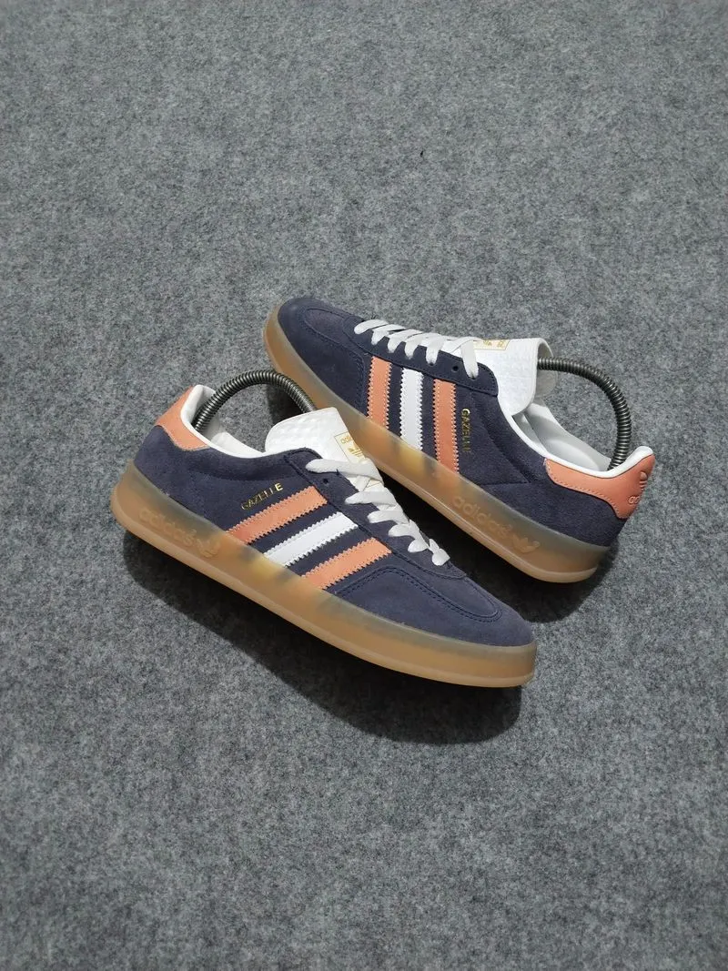 adidas gazele photo 1