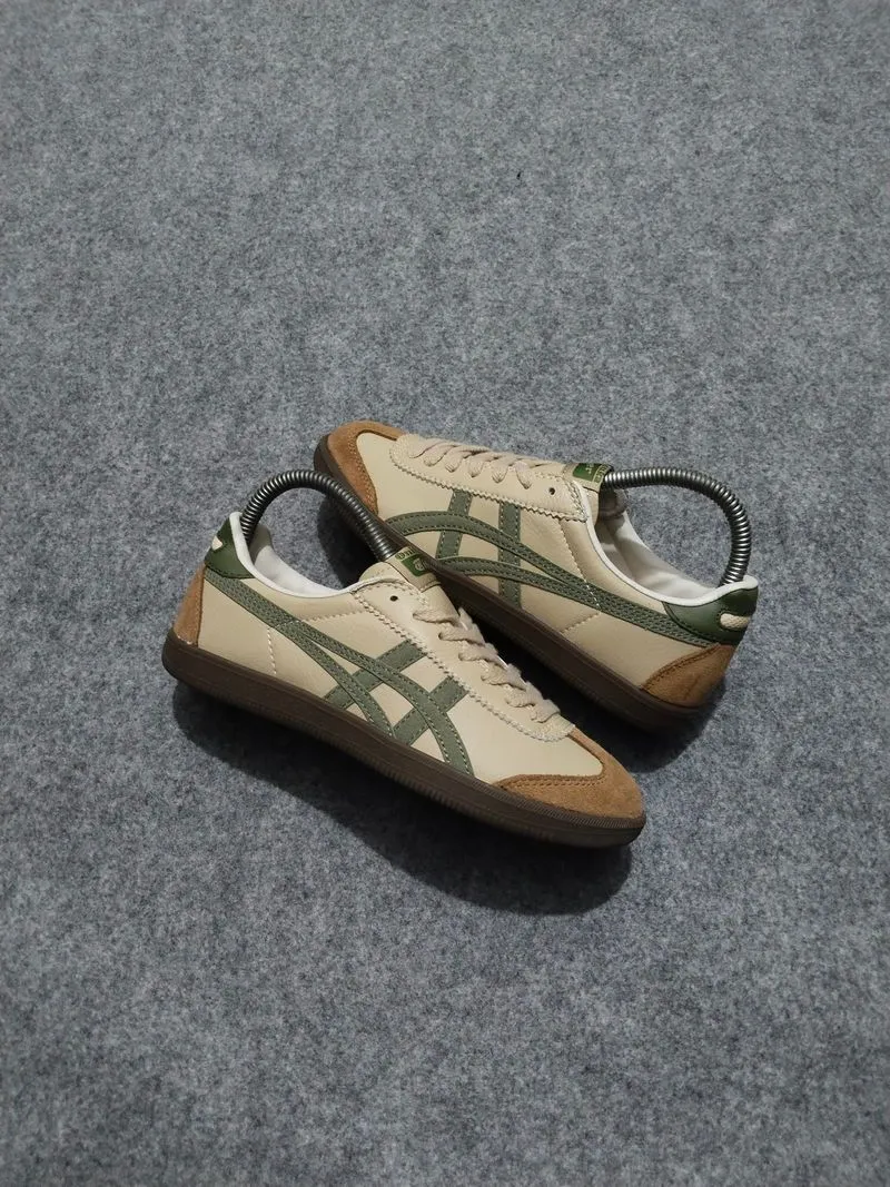 onitsuka photo 1