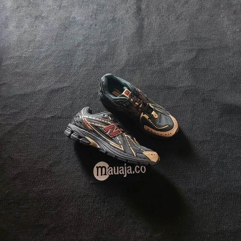 New Balance 1906R Kith Black Green photo 1