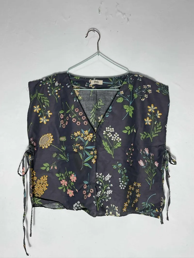 Vest Cotton Flowery photo 1