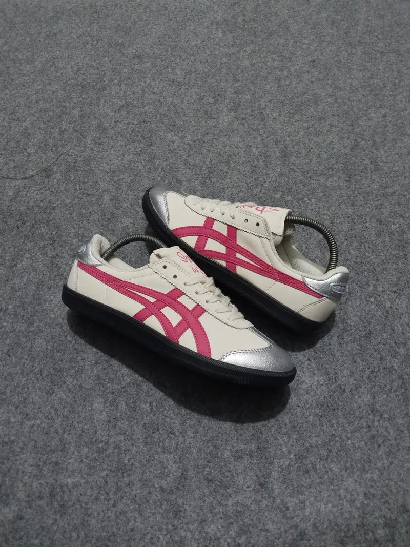 onitsuka tokute  photo 1