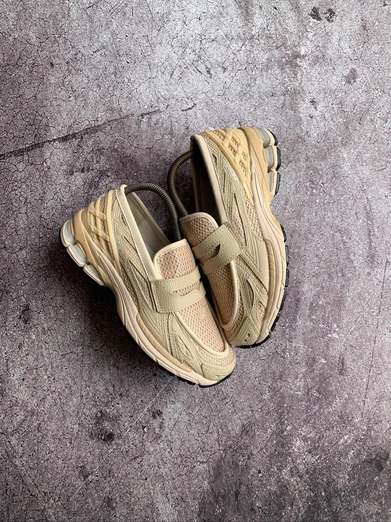 New Balance 1906L Loafer Bisque photo 1