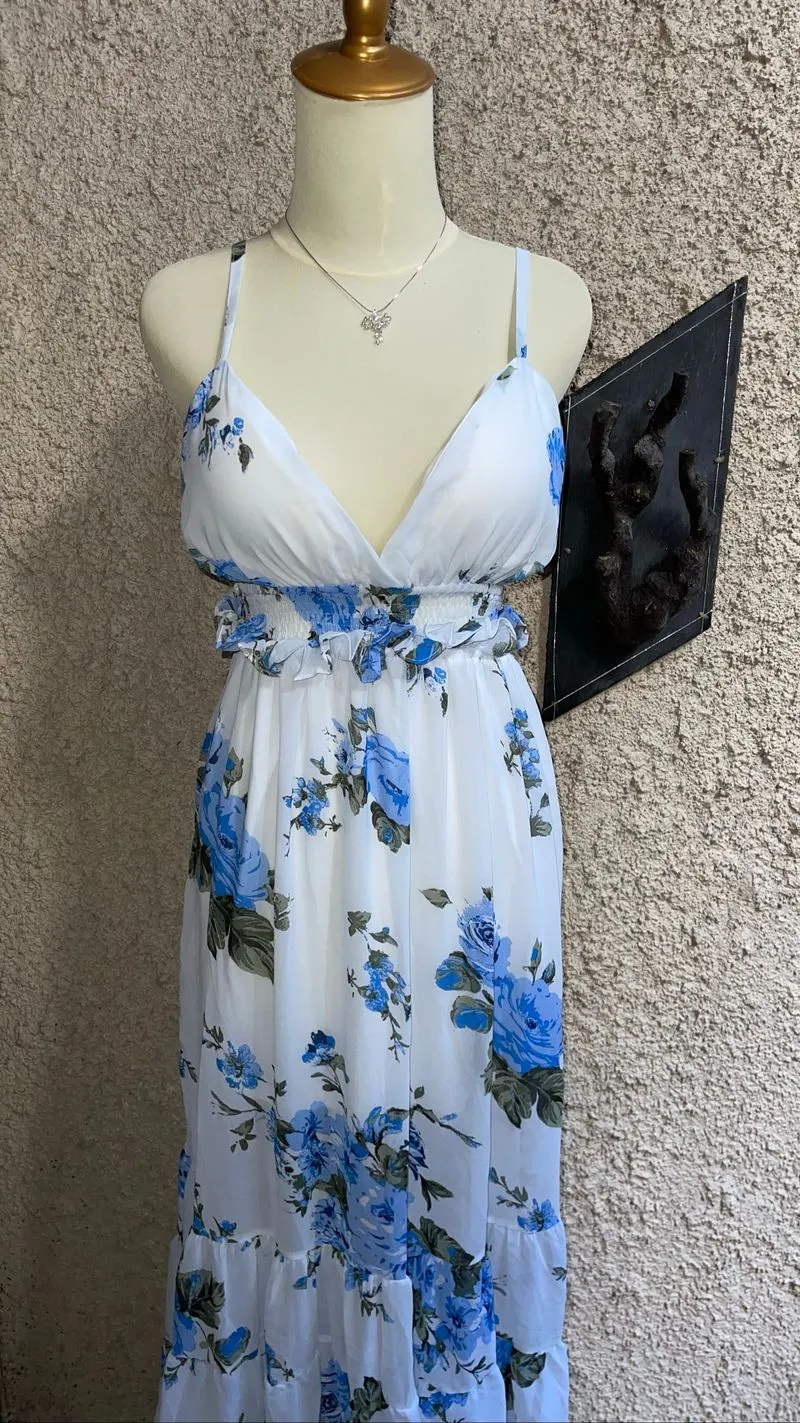 Sexy summer dress photo 1