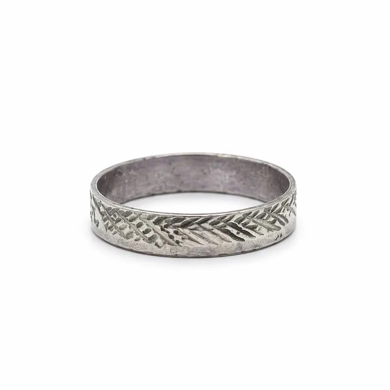Cincin Pria Minimalis Silver Motif Ukir Stainless Steel Ring photo 1