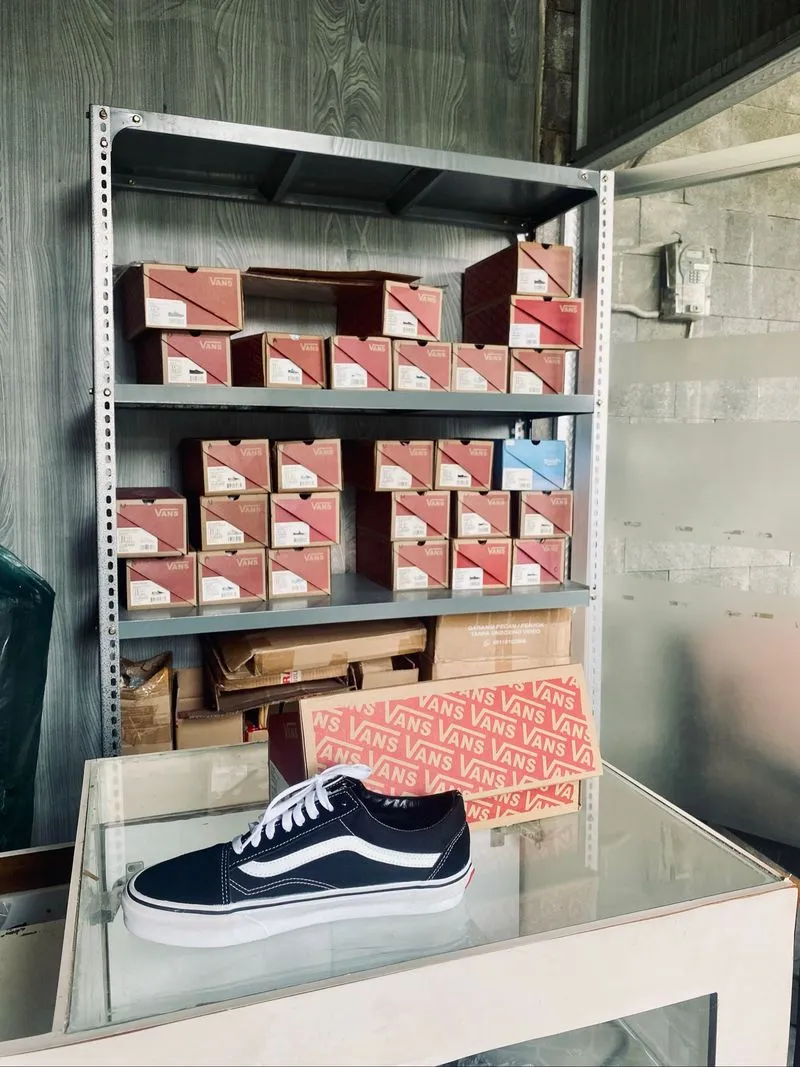 vans old skool classic photo 1