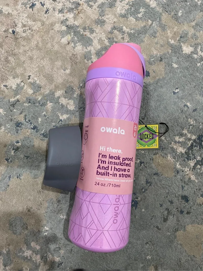 Owala Limited collabs Wicked 32oz photo 1