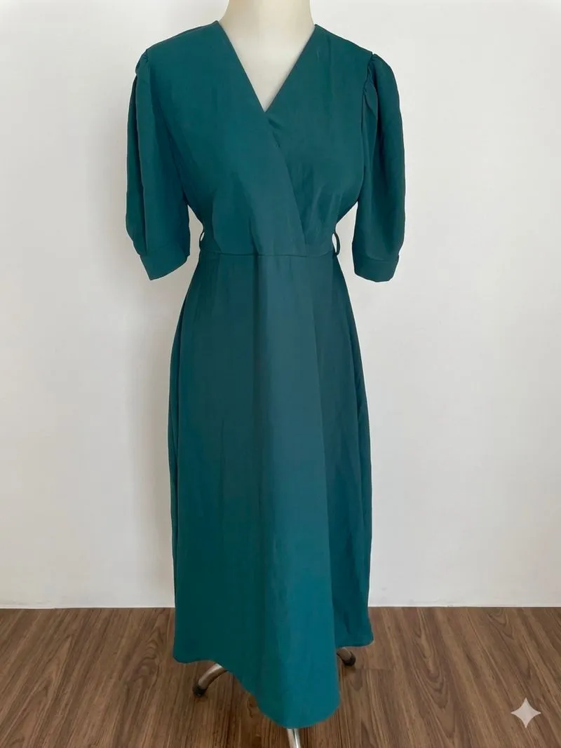 Dress v neck emerald green photo 1