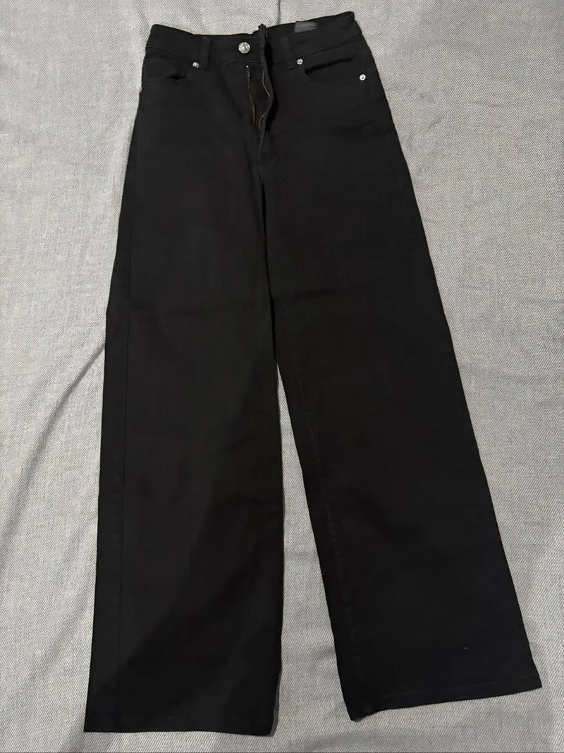 H&M Black Baggy Jeans photo 1