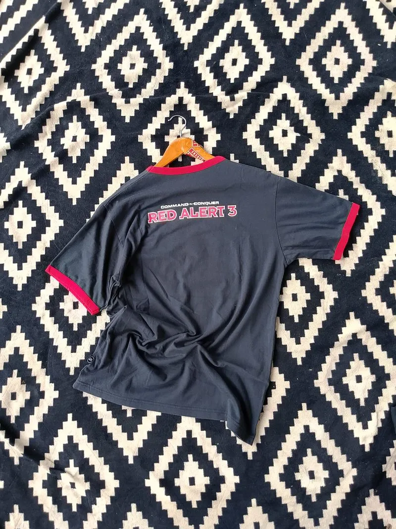 Vintage Y2K EA Game Red Alert 3 Command Conquer Promo Tees photo 1