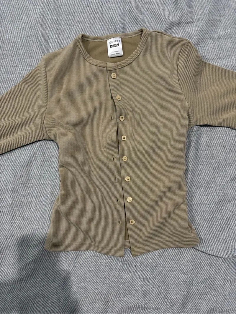 Nomitee Latte/beige Cardigan photo 1