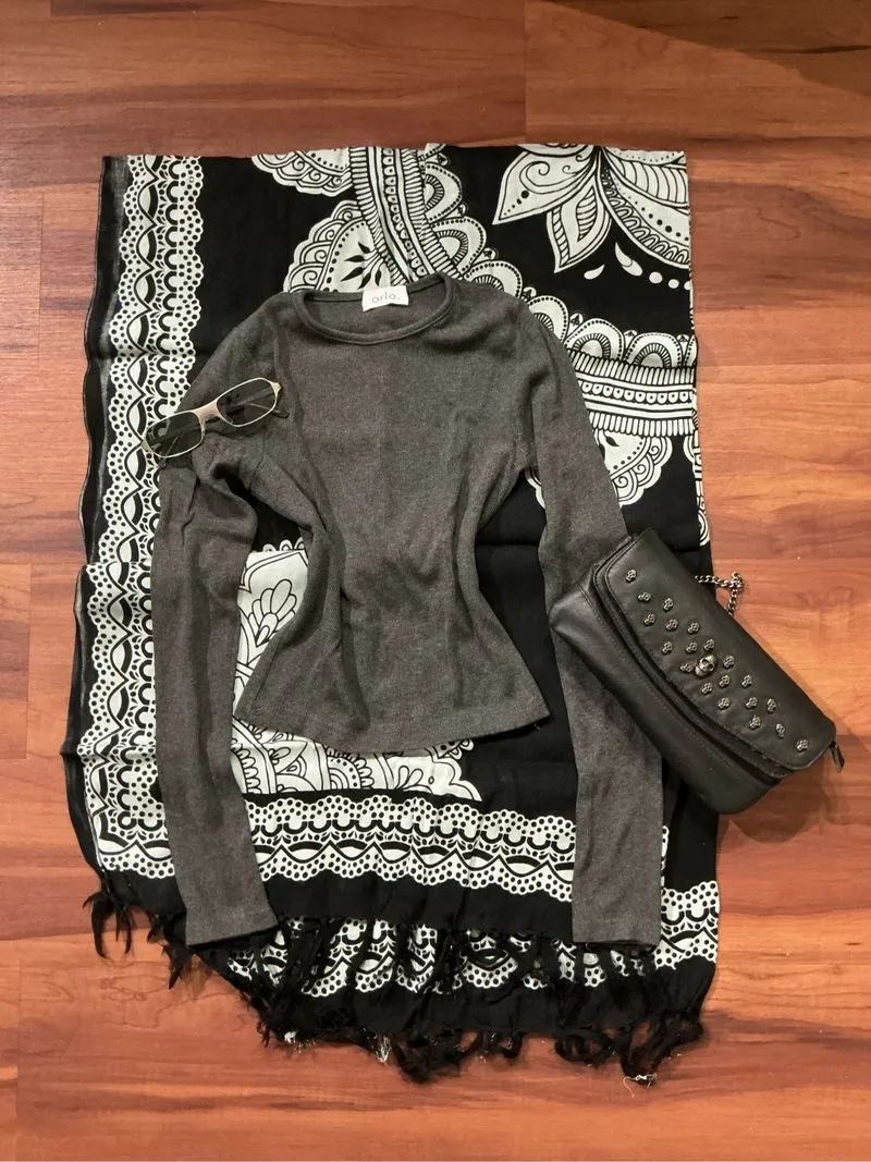 long sleeve shirt photo 1