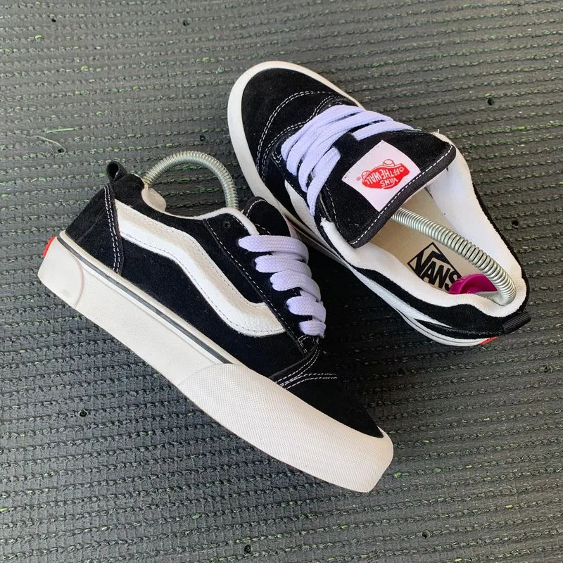 VANS Streetwear Sneakers Pria white black photo 1