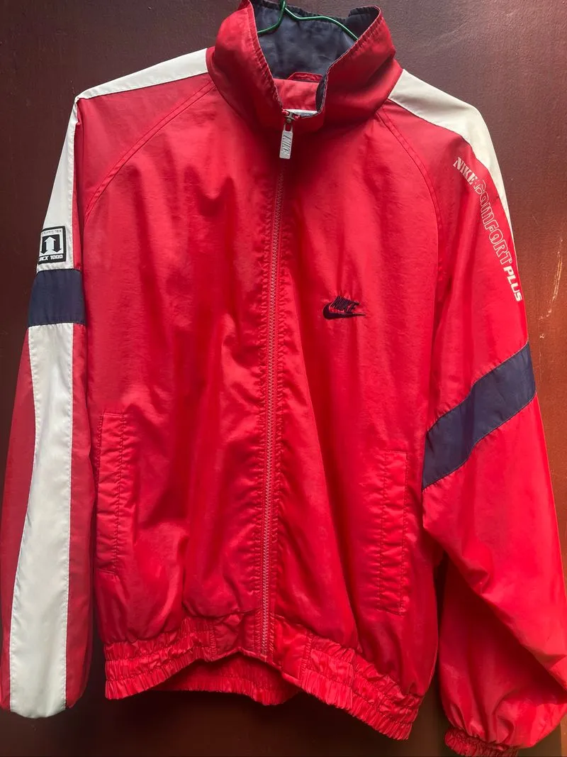 vintage nike windbreaker jacket photo 1