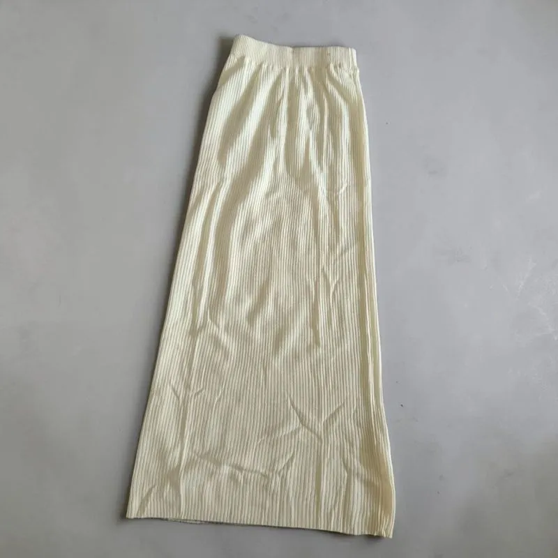 Rok Span Rajut photo 1