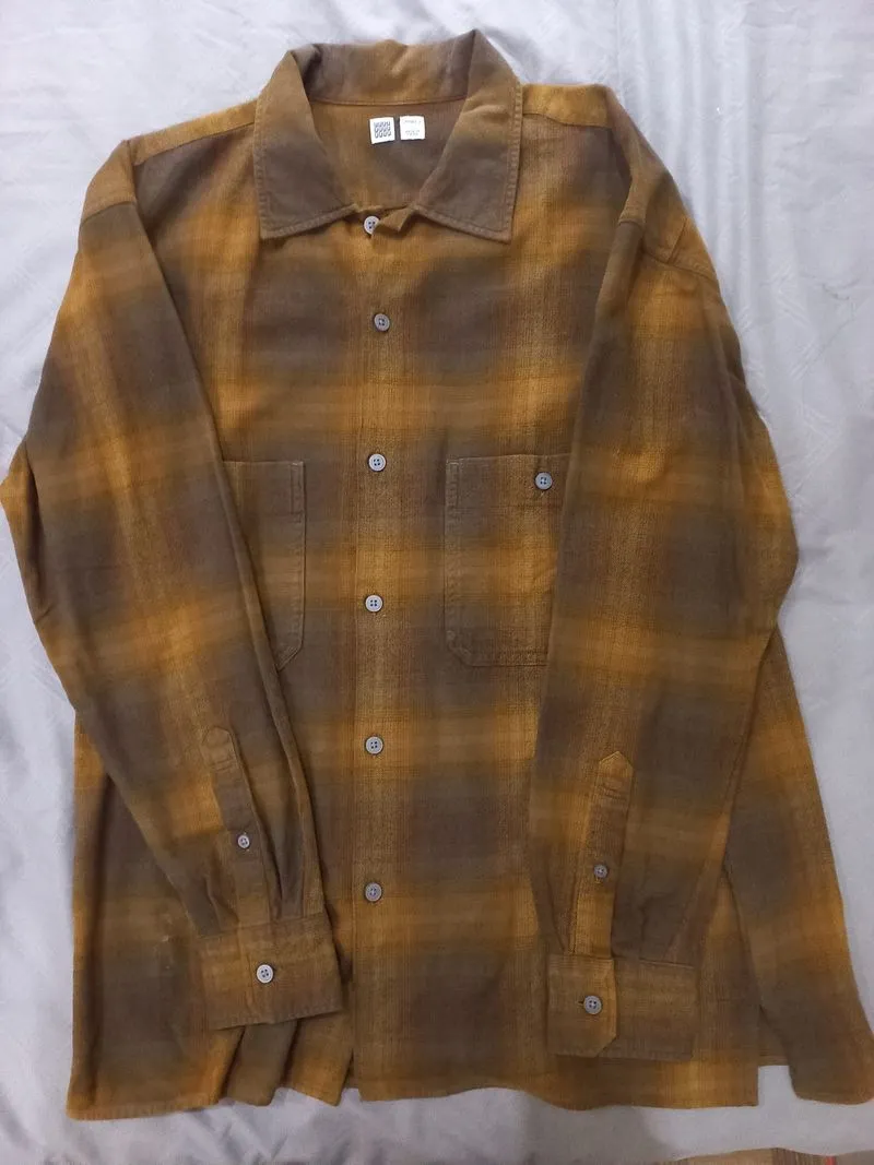 Preloved UNIQLO Long Sleeve Flannel Shirt photo 1