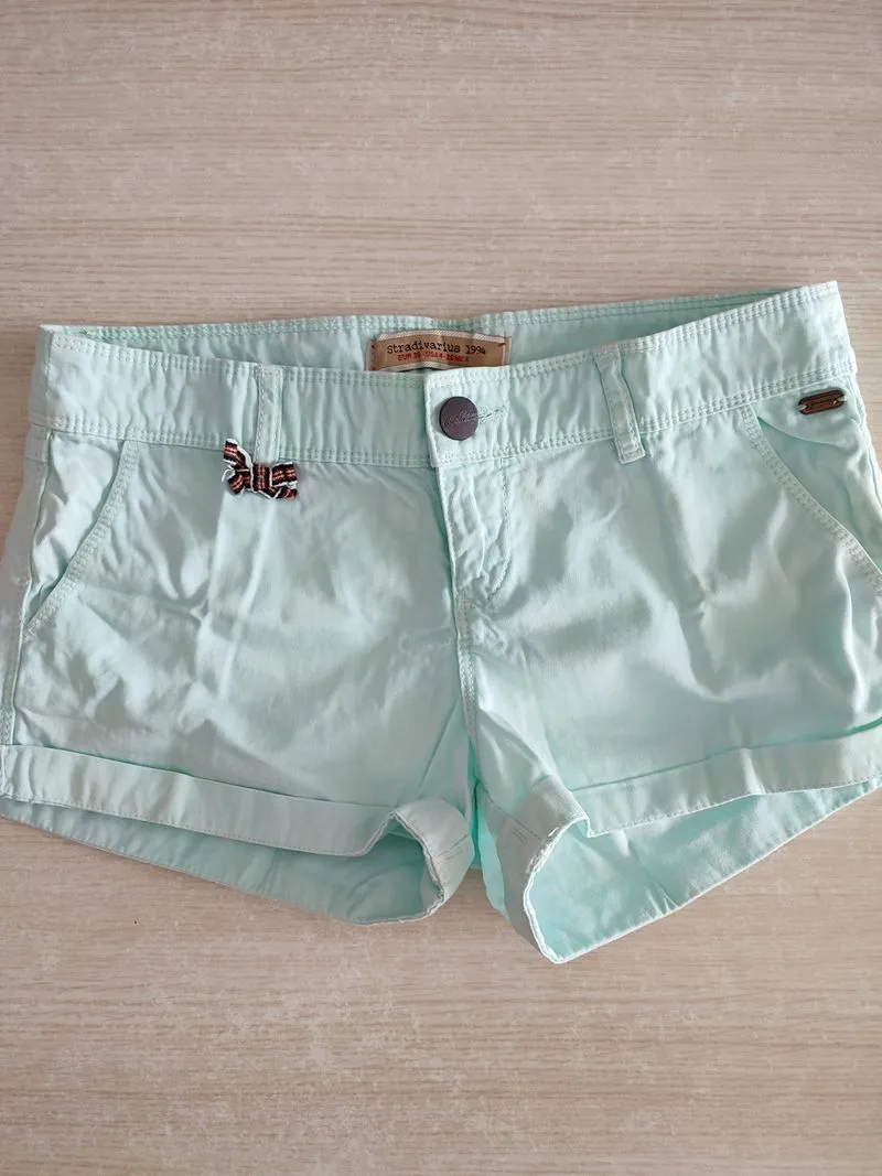 Celana Pendek Mint Stradivarius photo 1