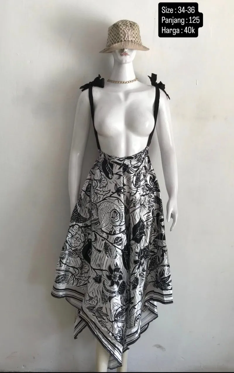 ROK WANITA VINTAGE  photo 1