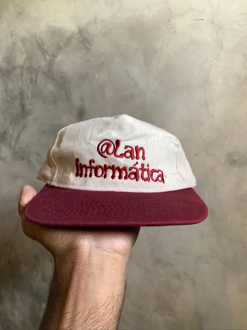Classic Caps Snapback Two tone photo 1