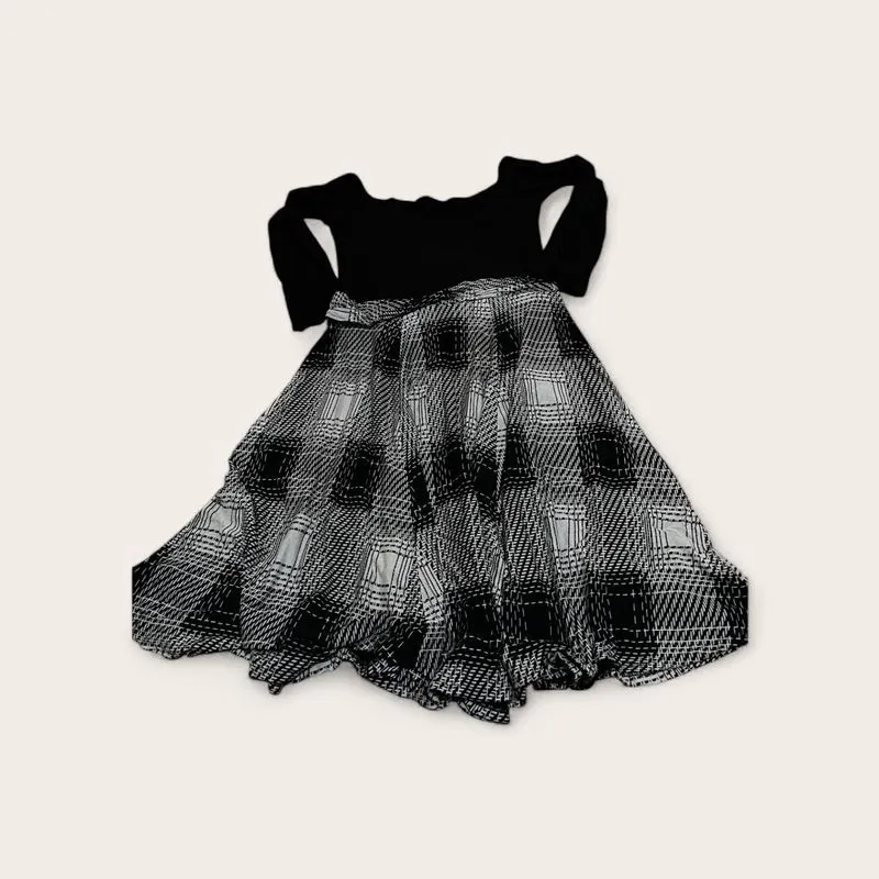 black midi dress photo 1
