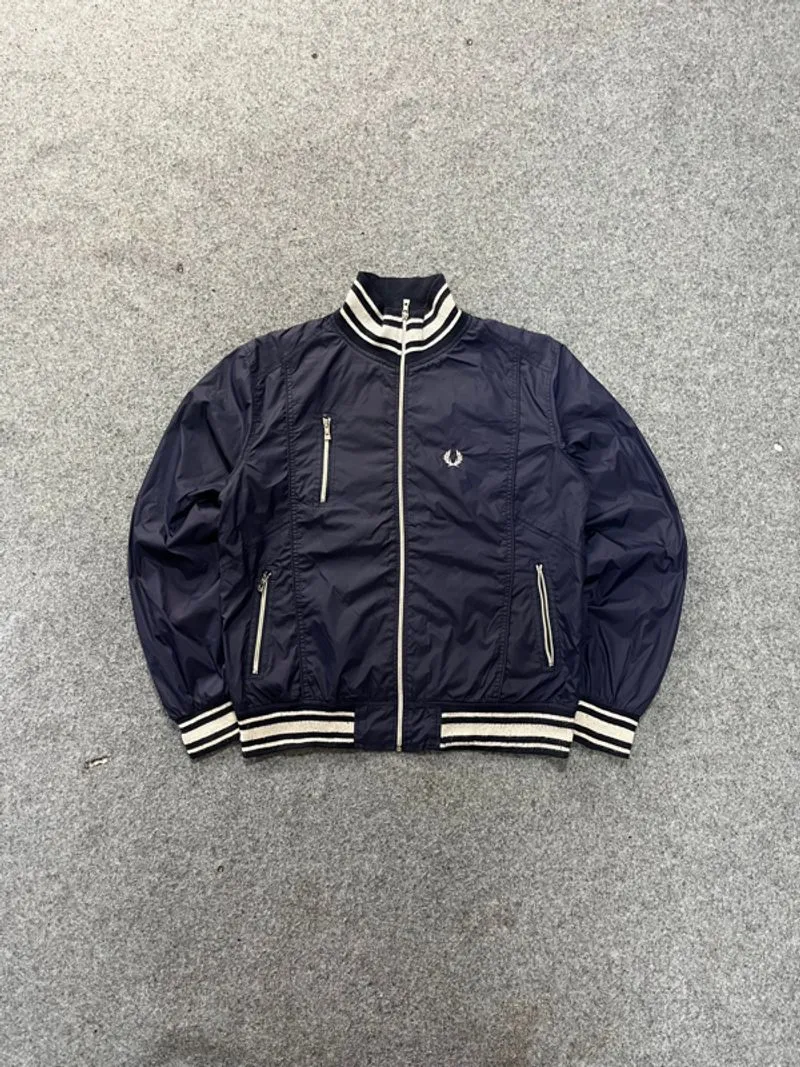 FRED PERRY NYLON HARRINGTON JACKET photo 1