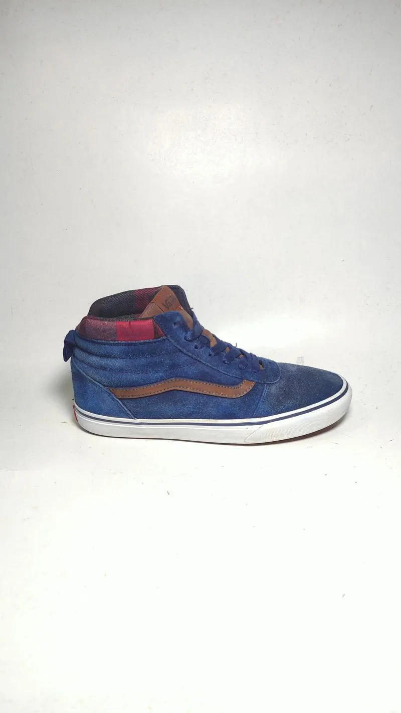 Vans authentic, not Converse, Japanese style goth photo 1