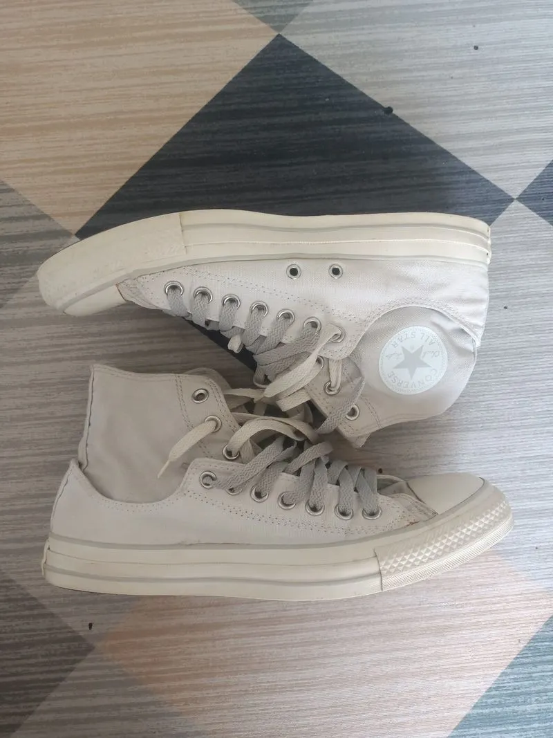 Converse  photo 1