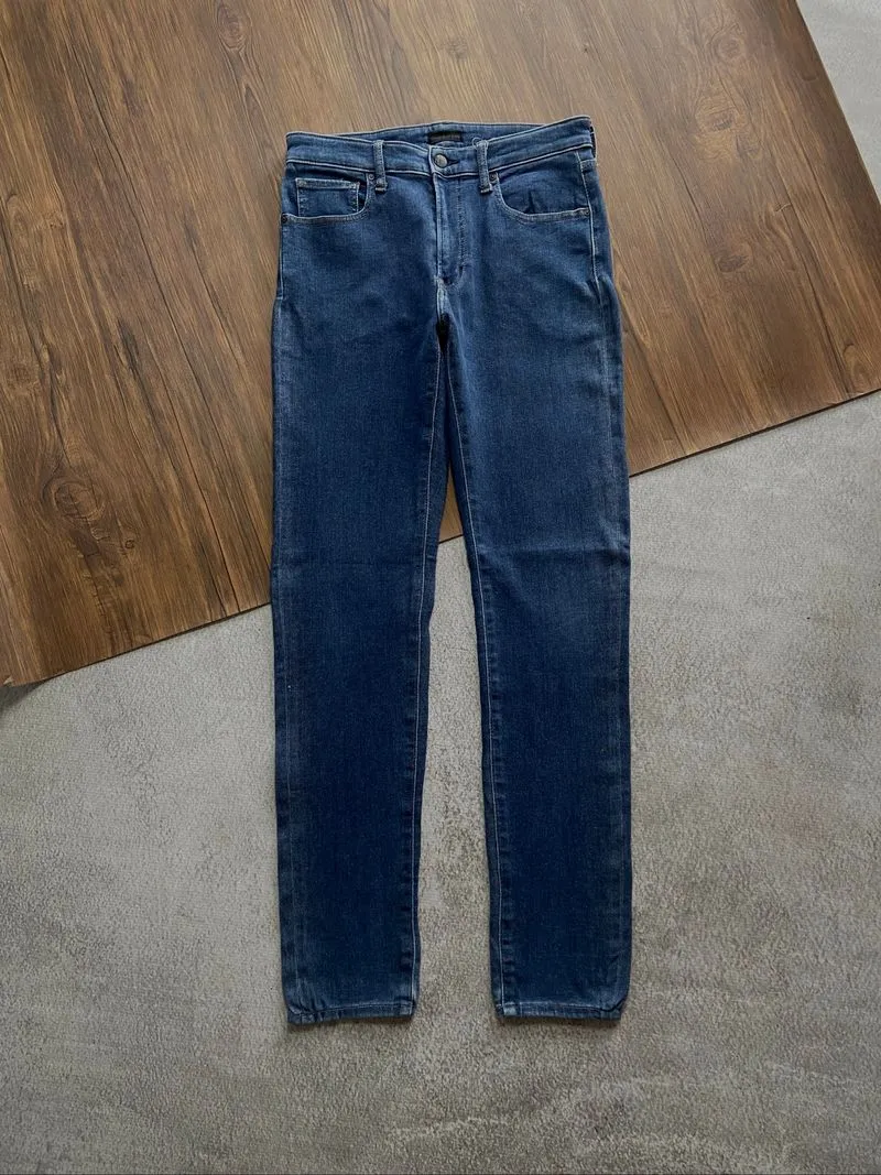 Uniqlo jeans photo 1