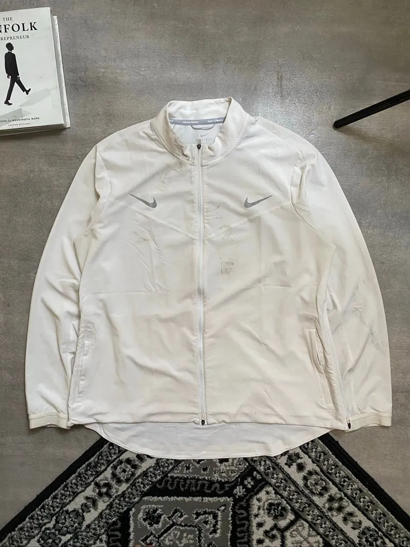 NikeCourt Dri-FiT Rafa Jacket,a lightweight white photo 1