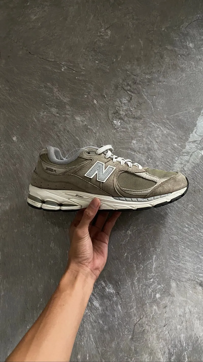 NewBalance 2002r Olive Green photo 1