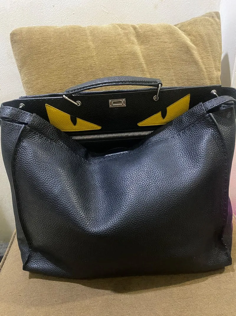 Tas Fendi seleria peekabo monster medium good quality net photo 1