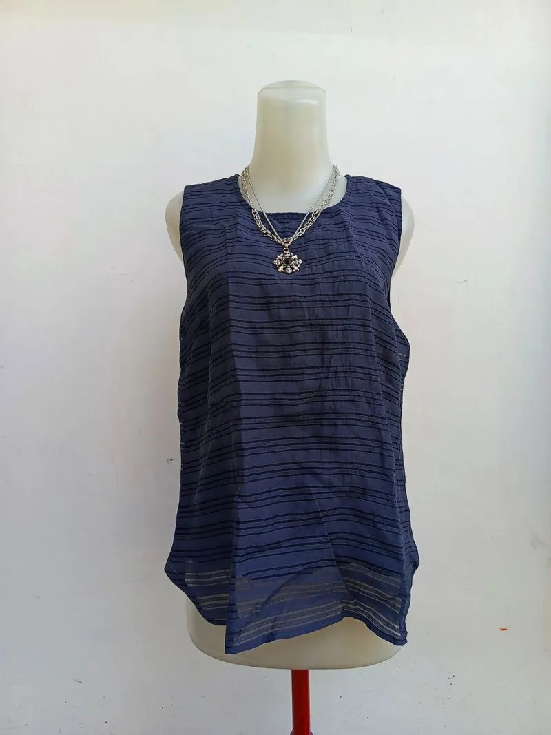 sleeveless HK WORKS LONDON photo 1