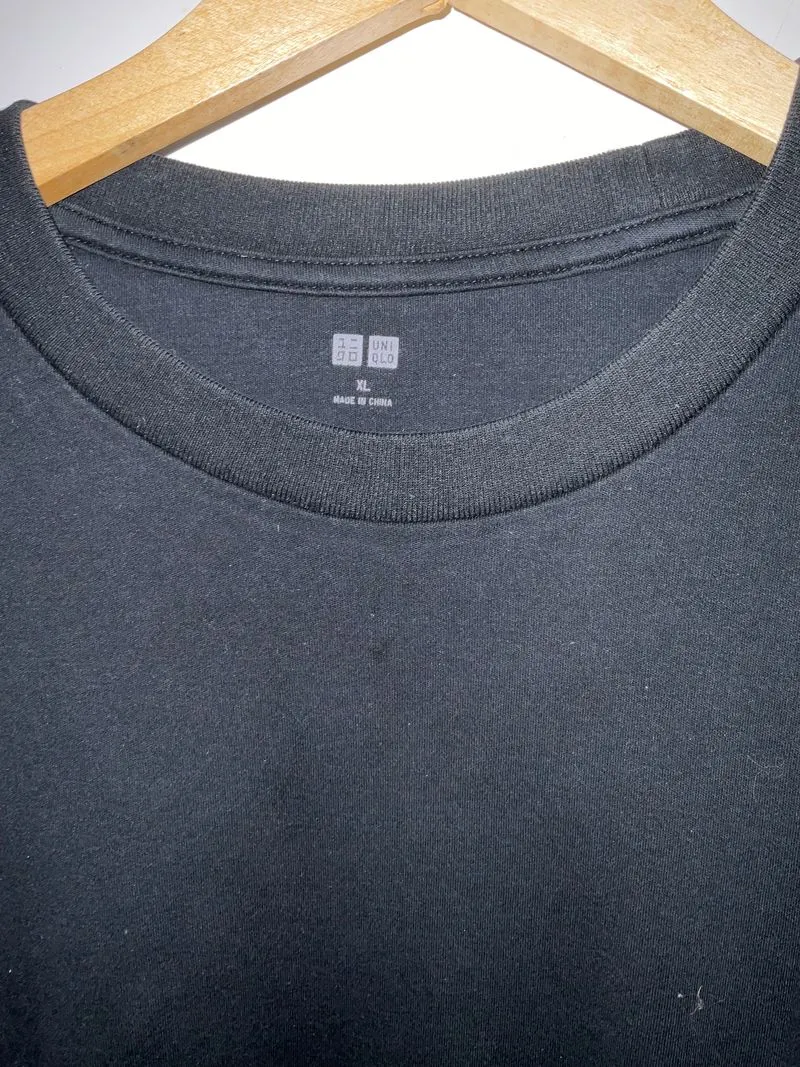 Uniqlo Streetwear Skater T-shirt Pria black photo 1
