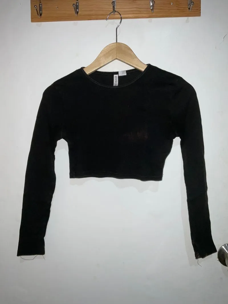 H&M Streetwear Emo T-shirt Wanita black photo 1