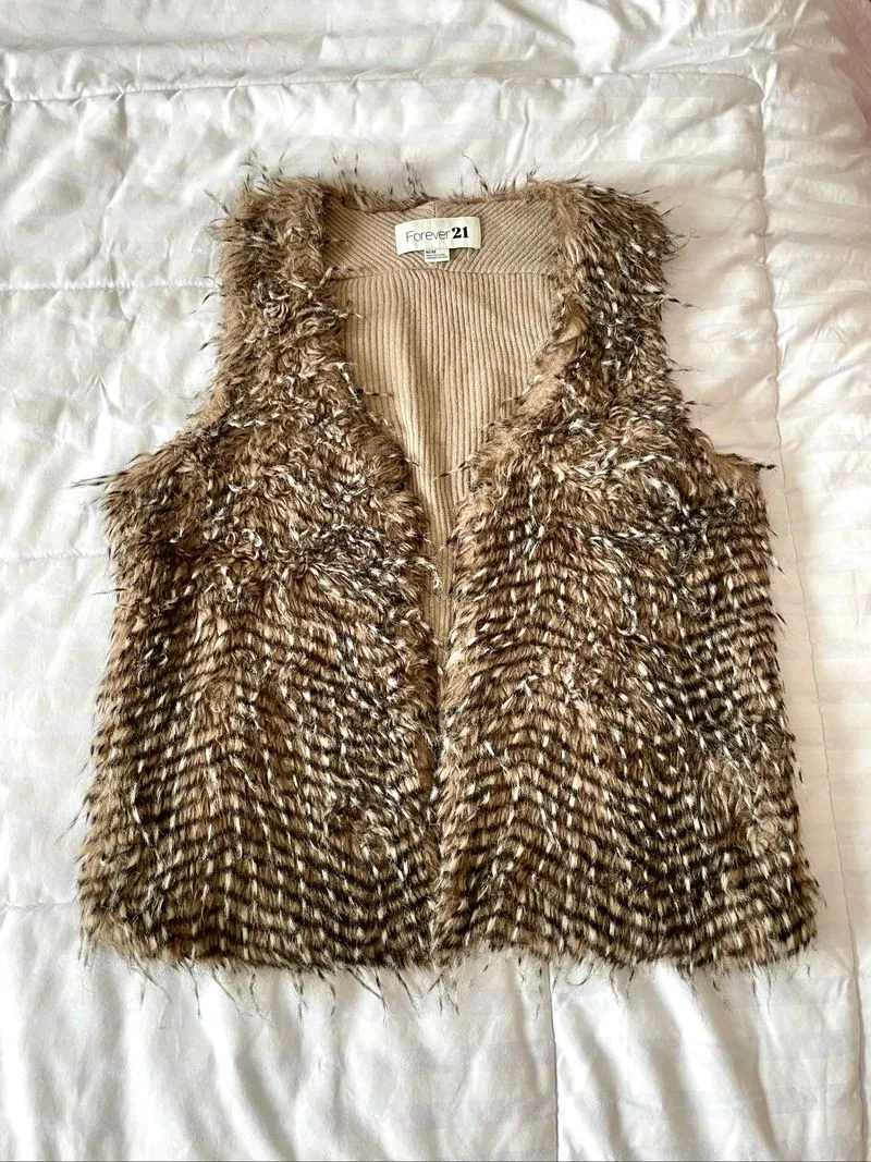 Forever 21 FUR COAT OUTER photo 1