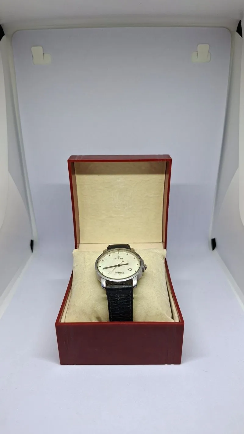 Jam tangan Vintage Titan Fastrack photo 1