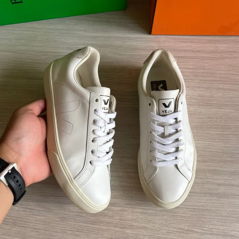 Veja shoes leather white size 36 photo 1