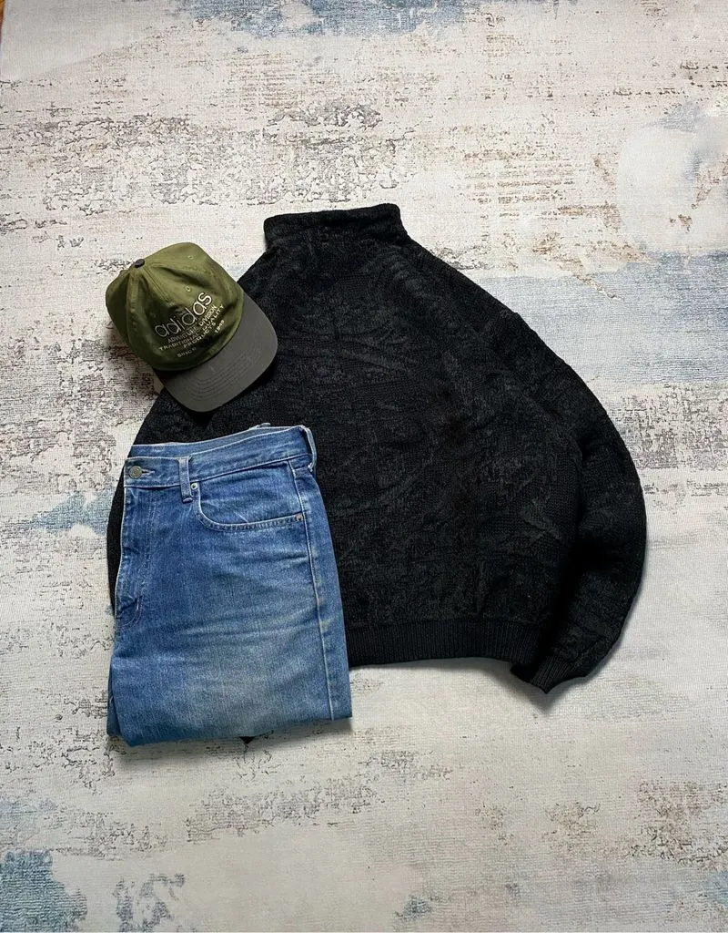 KONSHIN SATCH PATTERN KNIT SWEATER photo 1