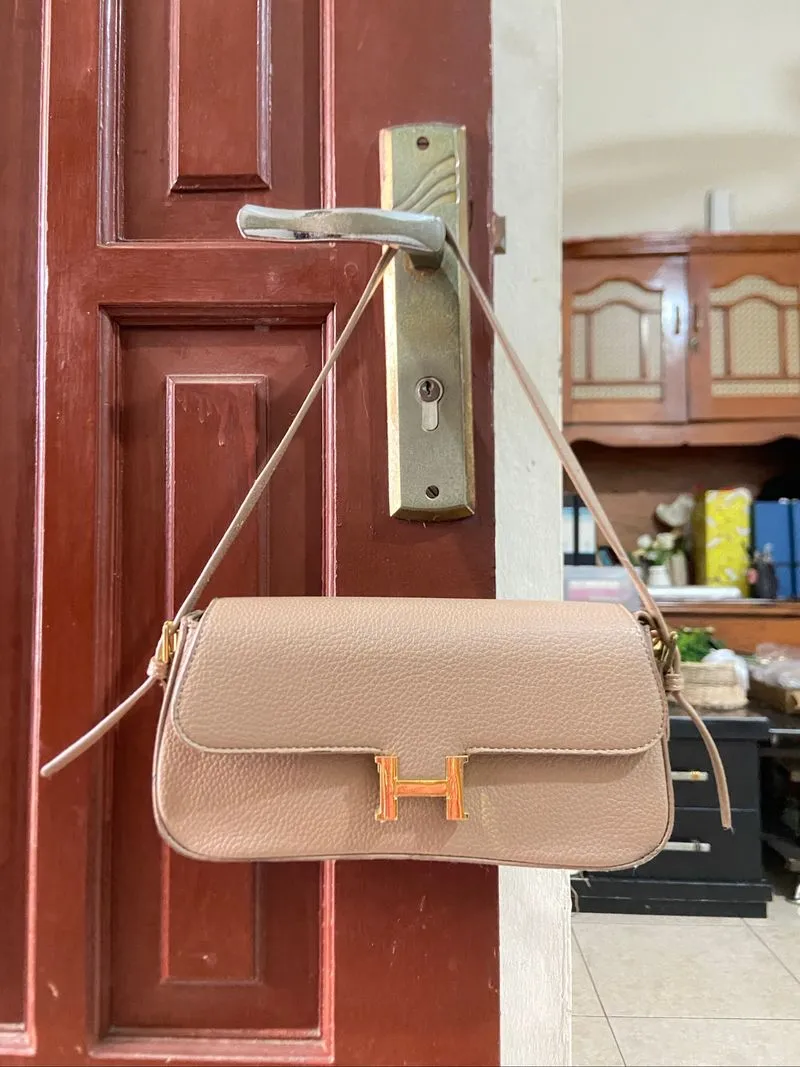 tas selempang wanita coklat photo 1