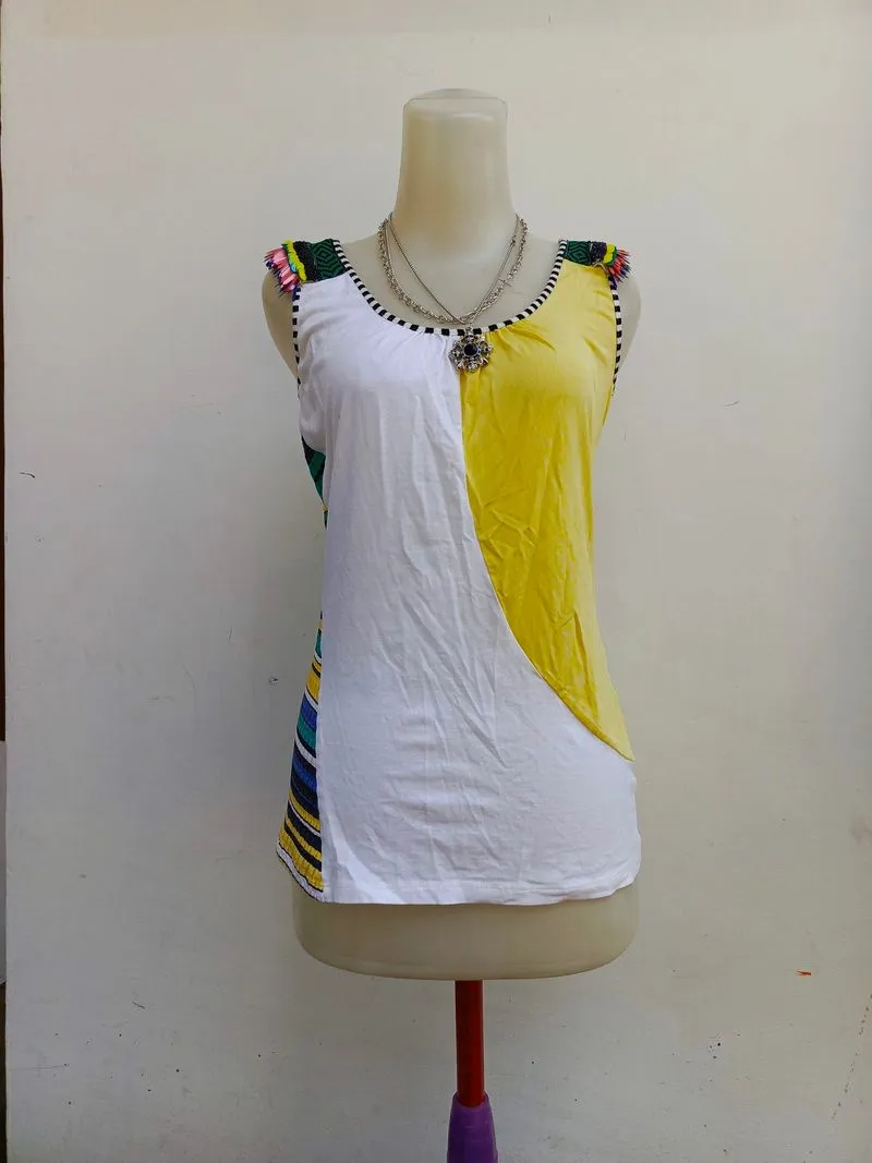 sleeveles pianura studio photo 1