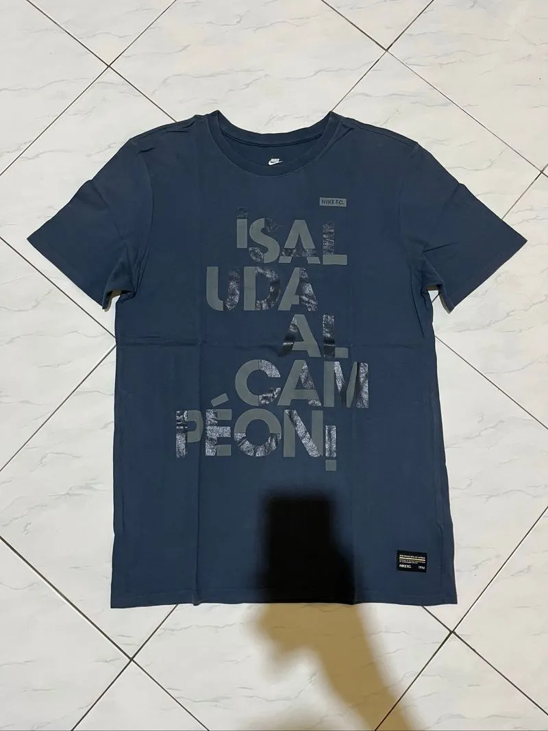 Nike Tee photo 1