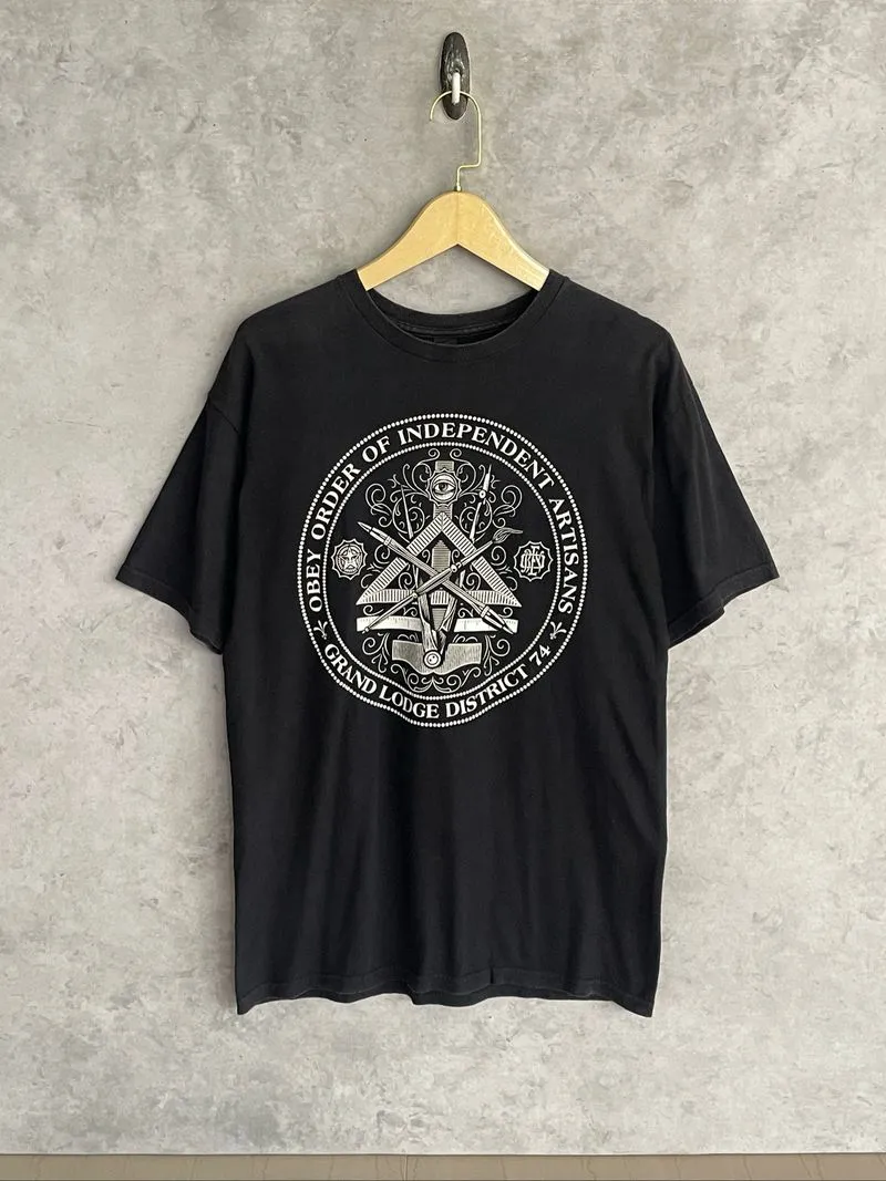 Obey Graphic Tee Black photo 1