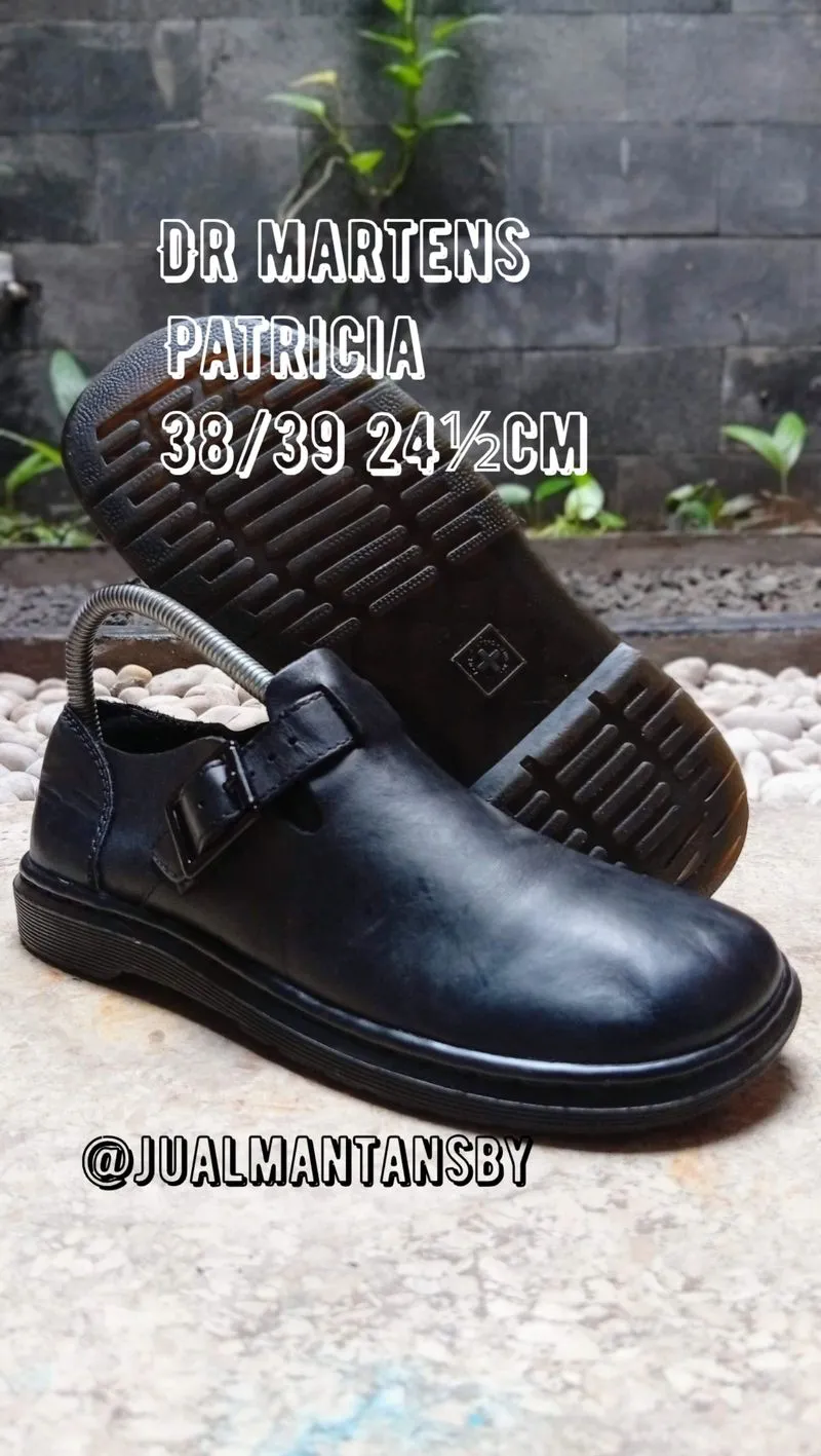DR MARTENS Patricia Made in Vietnam photo 1