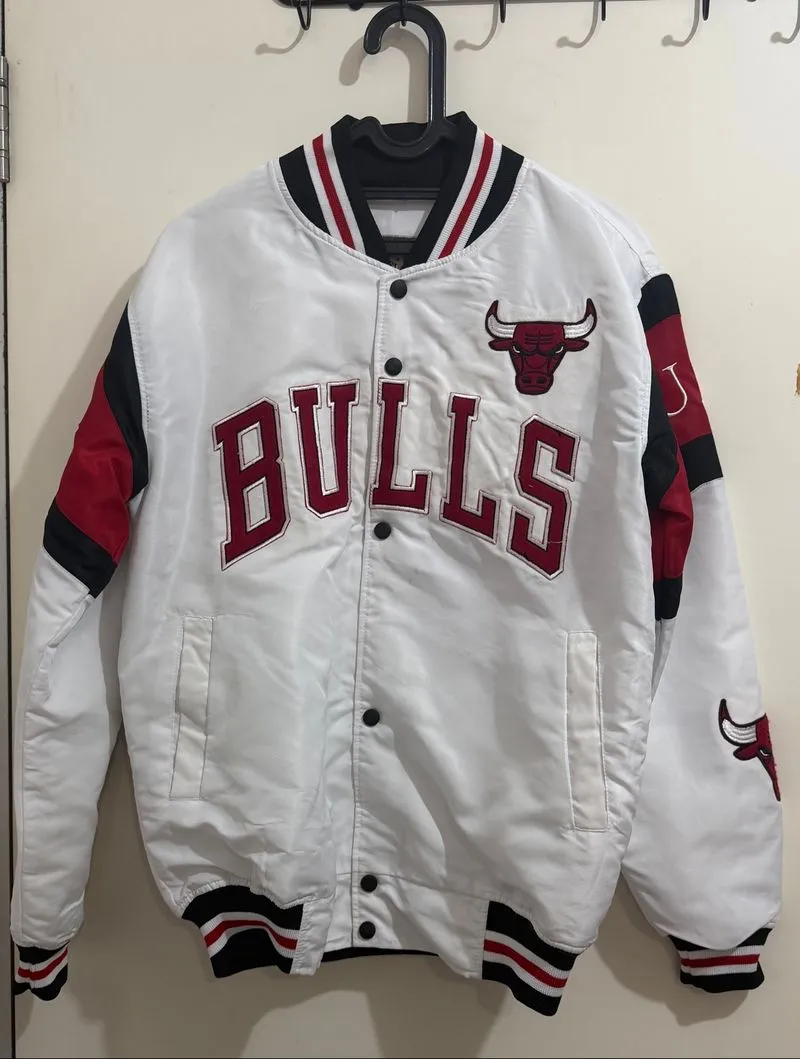 Jaket varsety bulls photo 1
