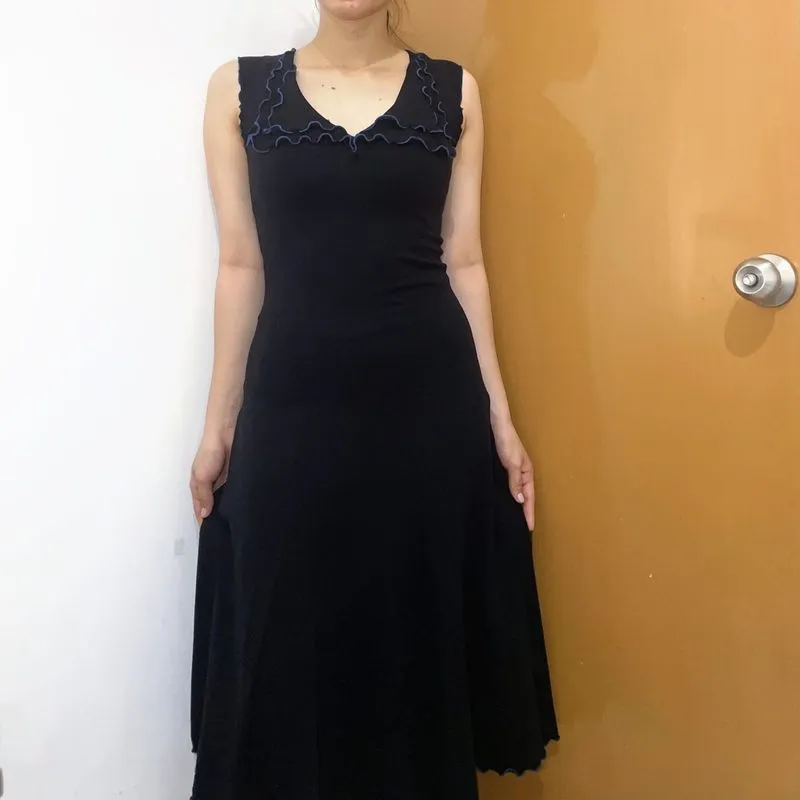 curve rve fit flowy dress v neck photo 1